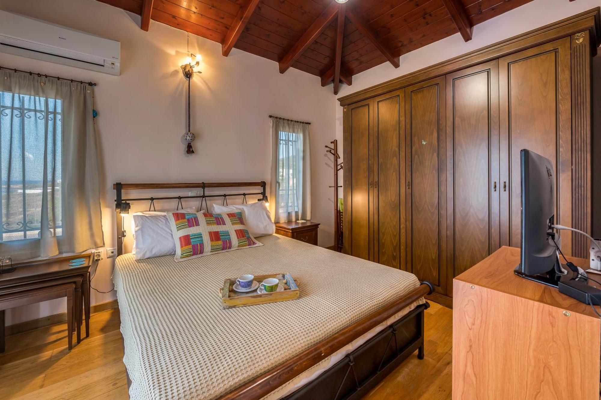 Marfaia - Villa By The Sea Agioi Ngoại thất bức ảnh
